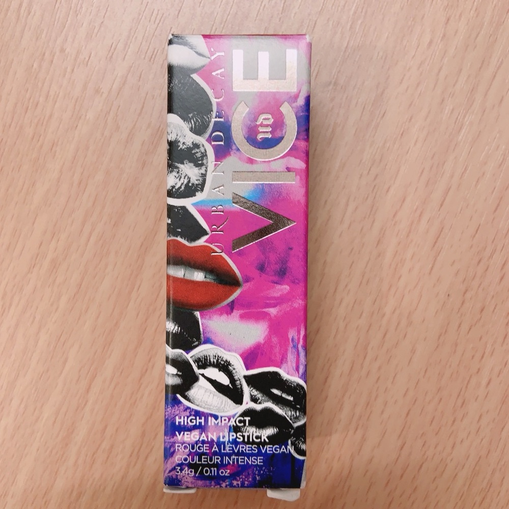 Urban Decay Bad Blood Matte lipstick - Picture 7 of 13